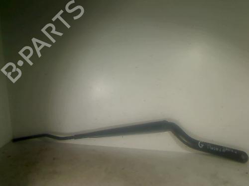 Used Front windshield wiper arm RENAULT TWINGO III (BCM_, BCA_) 1.0 SCe 70 (71 hp) 26095345