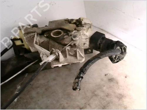 Højre fortil lås FORD FOCUS I (DAW, DBW) 1.8 Turbo DI / TDDi (90 hp) 29744275