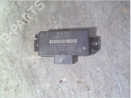 Used Electronic module RENAULT MEGANE III Hatchback (BZ0/1_, B3_) 1.2 TCe (BZ2B, BZ11) (116 hp) 31812008