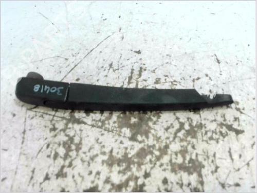 Used Rear windshield wiper arm PEUGEOT 2008 I (CU_) 1.2 VTi (82 hp) 30765662