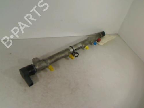 Used Injection rail MERCEDES-BENZ VITO / MIXTO Van (W639) 122 (639.601, 639.603, 639.605) (218 hp) 32012766