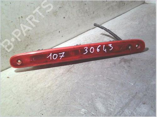 Used Third brake light Third brake light PEUGEOT 107 (PM_, PN_) 1.0 (68 hp) 39917889 39917889