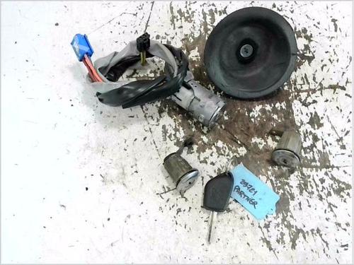 Used Ignition barrel Ignition barrel PEUGEOT PARTNER Box Body/MPV (5_, G_) 1.6 HDi 75 (75 hp) 32115094 32115094