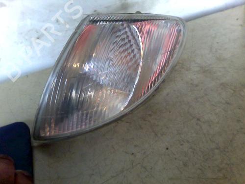 Pisca frente esquerdo Pisca frente esquerdo RENAULT CLIO II Hatchback Van (SB0/1/2_) 1.5 dCi (SB07) (65 hp) 34243965 34243965