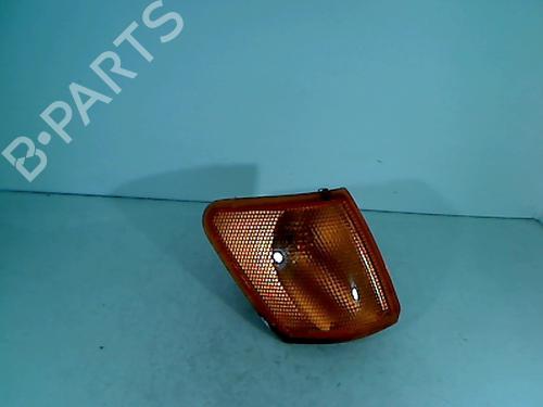 Clignotant avant droit FORD FIESTA Box Body/MPV (F3L, F5L) 1.8 D (60 hp) 31916215