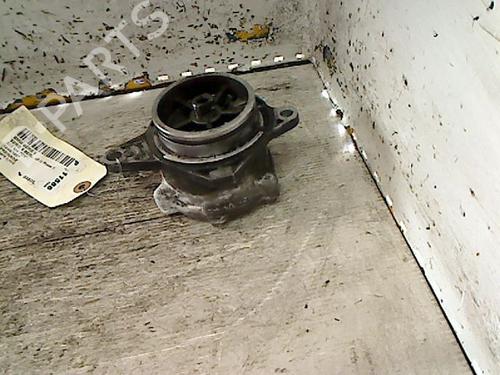 Used Vacuum pump BMW 5 (E39) 525 tds (143 hp) 26087006