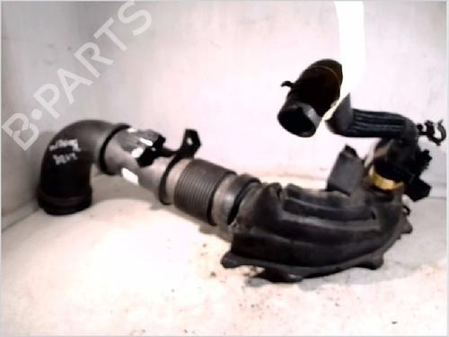 Used Mass air flow sensor PEUGEOT BOXER Van 2.2 BlueHDi 140 (140 hp) 26105468