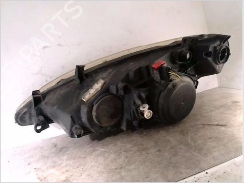 Right headlight PEUGEOT 307 (3A/C) 2.0 HDi 90 | BP26117440C29 