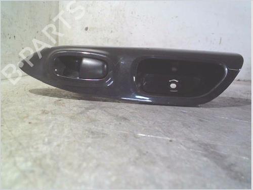 Used Left rear window switch NISSAN JUKE (F15) 1.5 dCi (110 hp) 29626546