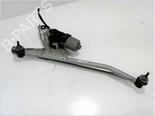 Used Front wiper motor DACIA SANDERO 1.2 16V (75 hp) 26119680