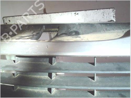 Grille RENAULT LAGUNA II (BG0/1_) 1.8 16V (BG0B, BG0C, BG0J, BG0M, BG0V) | BP30122471C40