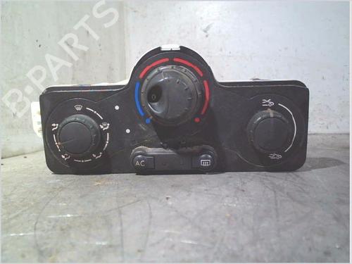 climate-control-renault-clio-iii-br01-cr01-2005-2006-2007-2008-2009-2010-2011-2012-2013-2014-36964656 main image