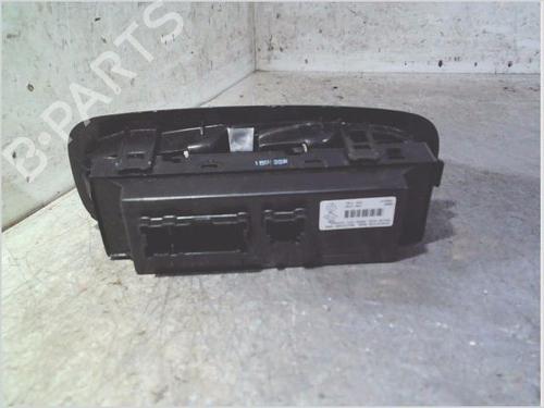 Switch RENAULT KADJAR (HA_, HL_) 1.5 dCi 110 (HLA3) | BP40076746I30 - Image 2