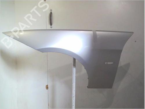 Used Left front fenders Left front fenders BMW 3 (E90) 325 d (197 hp) 35948264 35948264
