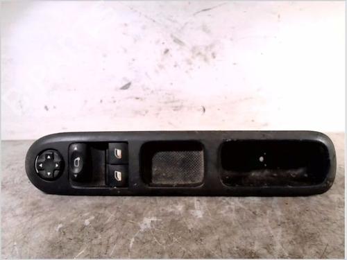 Used Switch PEUGEOT 5008 (0U_, 0E_) 1.6 HDi (110 hp) 26100929