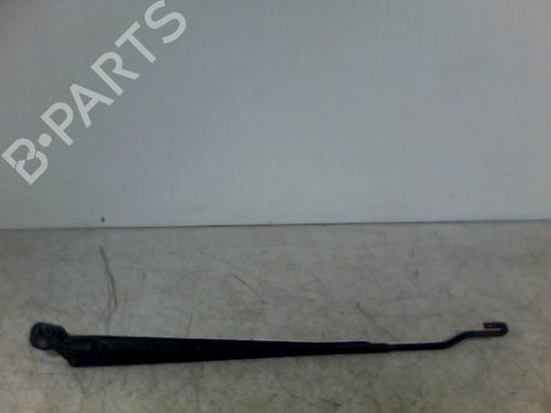 Used Front windshield wiper arm RENAULT SCÉNIC I MPV (JA0/1_, FA0_) 1.9 dCi (JA05, JA1F) (102 hp) 26083276