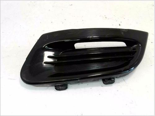Used Grille RENAULT TWINGO II (CN0_) 1.2 16V (CN04, CN0B) (75 hp) 26118931