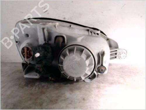 Left headlight HYUNDAI SANTA FÉ I (SM) 2.0 CRDi 4x4 | BP26101831C28 