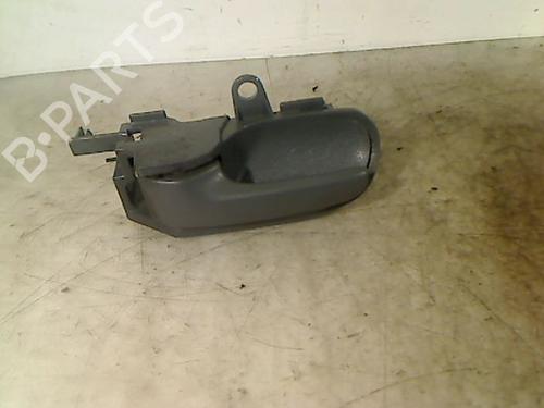 Venstre bak invendig håndtak CITROËN C1 (PM_, PN_) 1.0 (68 hp) 26083087
