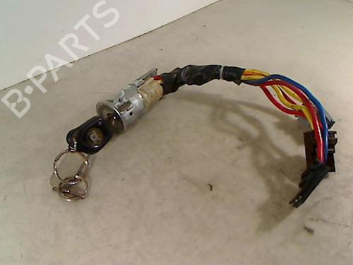 Used Ignition barrel PEUGEOT 306 Hatchback (7A, 7C, N3, N5) 1.9 D (69 hp) 26070190