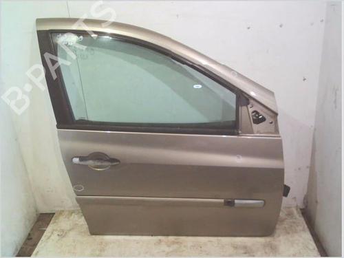 Used Right front door RENAULT CLIO III (BR0/1, CR0/1) 1.2 16V (BR0P, CR0P) (101 hp) 29247851