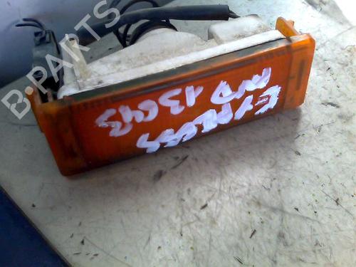 Używane Kierunkowskaz przedni prawy RENAULT RAPID Box Body/MPV (F40_, G40_) 1.6 D (F404) (55 hp) 30534003