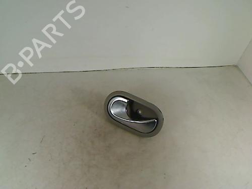 Used Rear left interior door handle RENAULT CLIO III (BR0/1, CR0/1) 1.5 dCi (BR17, CR17) (86 hp) 26117492