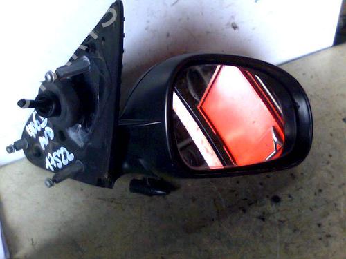 Used Right mirror PEUGEOT 406 (8B) 1.9 TD (94 hp) 26085355