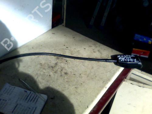 Used Seat buckle RENAULT MASTER I Bus (T__) 28-35 2.1 D (60 hp) 31645614