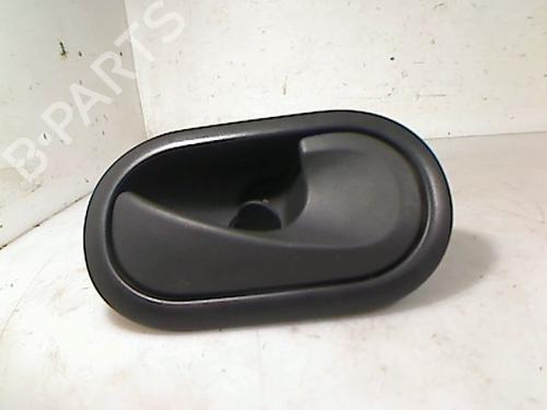 Used Front right interior door handle RENAULT KANGOO / GRAND KANGOO II (KW0/1_) 1.5 dCi 75 (KW07, KW10, KW04) (75 hp) 26087335