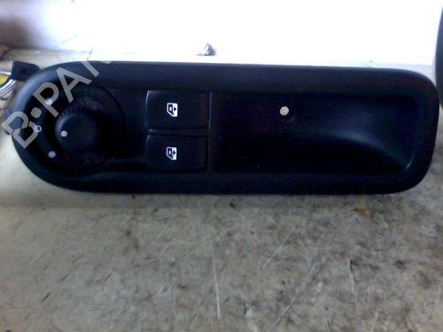 Used Switch RENAULT CLIO III (BR0/1, CR0/1) 1.5 dCi (BR17, CR17) (86 hp) 26084606