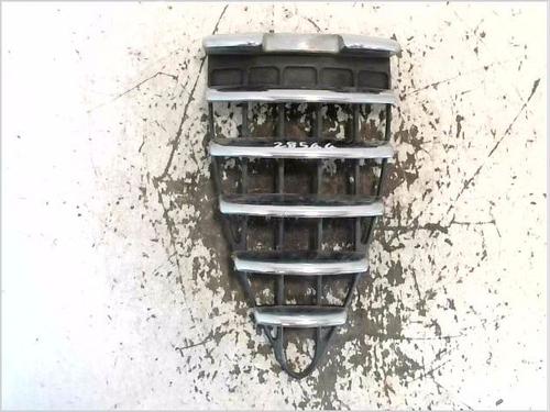 Grill Grill ALFA ROMEO 147 (937_) 1.9 JTD (937.AXD1A, 937.BXD1A, 937.AXV1A, 937.BXB1A,... (115 hp) 33266907 33266907