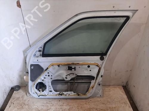 Used Right front door Right front door 39201904 39201904