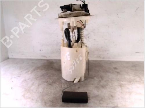 Used Fuel pump PEUGEOT 206 Hatchback (2A/C) 1.1 i (60 hp) 26112975