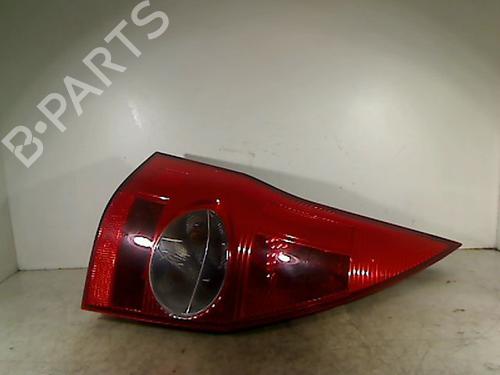 Used Left taillight RENAULT MEGANE II Estate (KM0/1_) 1.6 (113 hp) 26086872