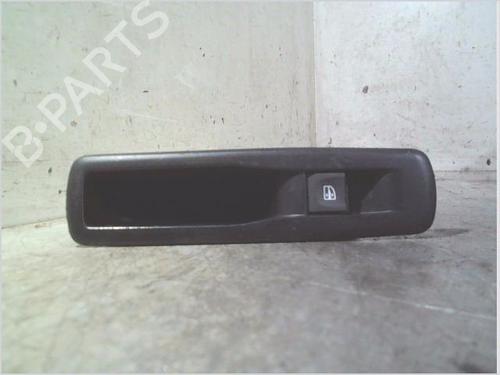 Venstre bagtil elrude kontakt RENAULT MEGANE III Hatchback (BZ0/1_, B3_) 1.5 dCi (BZ09, BZ0D, BZ1W, BZ29, BZ14) (110 hp) 29704862