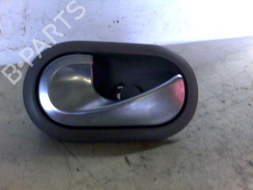 Used Front left interior door handle RENAULT CLIO III (BR0/1, CR0/1) 1.5 dCi (BR17, CR17) (86 hp) 26064195