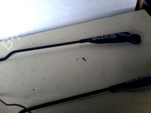 Used Front windshield wiper arm RENAULT CLIO I (B/C57_, 5/357_) 1.4 (B57J, C57J, B57P) (75 hp) 26118880