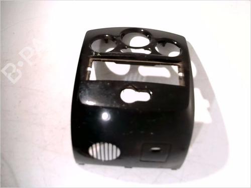 Used Middle console RENAULT CLIO III (BR0/1, CR0/1) 1.5 dCi (C/BR0G, C/BR1G) (68 hp) 26108052