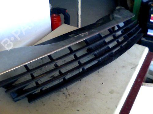 grille-renault-laguna-ii-bg01_-2001-2002-2003-2004-2005-2006-2007-30122468 main image