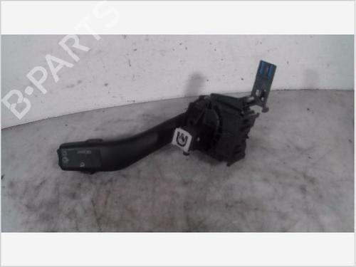 Used Switch VW GOLF V (1K1) 1.9 TDI (90 hp) 32435285