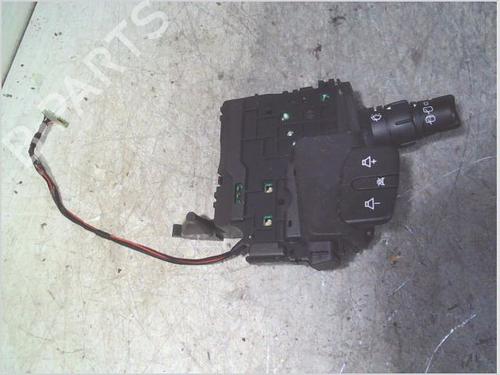 Used Switch RENAULT SCÉNIC II (JM0/1_) 1.9 dCi (JM0G, JM12, JM1G, JM2C) (120 hp) 26509016