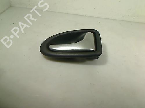 Used Front right interior door handle RENAULT CLIO II (BB_, CB_) 1.4 16V (B/CB0P, BB13) (98 hp) 26091971
