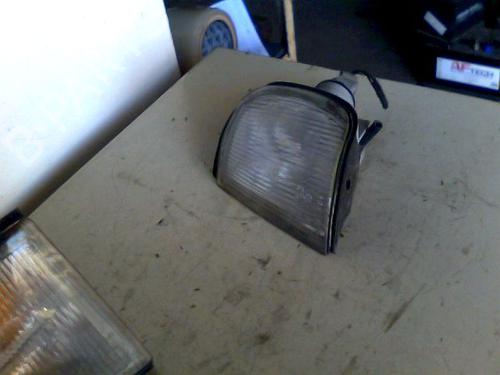Clignotant avant gauche LANCIA DEDRA (835_) 1.9 TDS (835EE, 835EF) (90 hp) 31879860