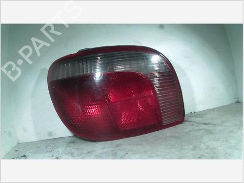 Used Left taillight TOYOTA YARIS (_P1_) 1.4 D-4D (NLP10_, NLP10R) (75 hp) 26099729