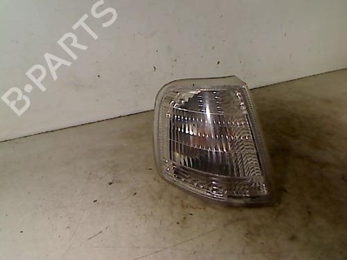 Used Right front indicator PEUGEOT 405 II (4B) 1.9 D (71 hp) 26066006
