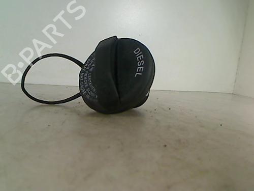Used Fuel cap FIAT STILO (192_) 1.9 JTD (192_XE1A) (115 hp) 26063238
