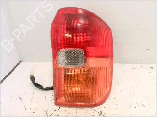 Used Right taillight Right taillight TOYOTA RAV 4 II (_A2_) 2.0 D 4WD (CLA20_, CLA21_, CLA20R, CLA21R) (116 hp) 36305681 36305681