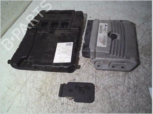 Motorstyringsenhet RENAULT MEGANE II (BM0/1_, CM0/1_) 1.6 16V (BM0C, CM0C) (113 hp) 26093644