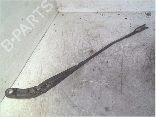 Used Front windshield wiper arm AUDI A4 B8 (8K2) 2.0 TDI (143 hp) 30815145